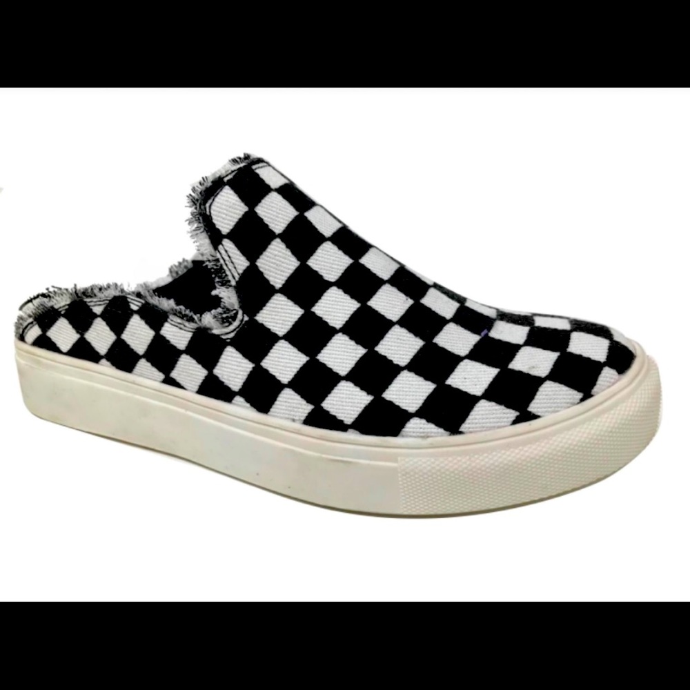 WORN 1x in perfect Condition VERY G checkered sneaker slides size 9